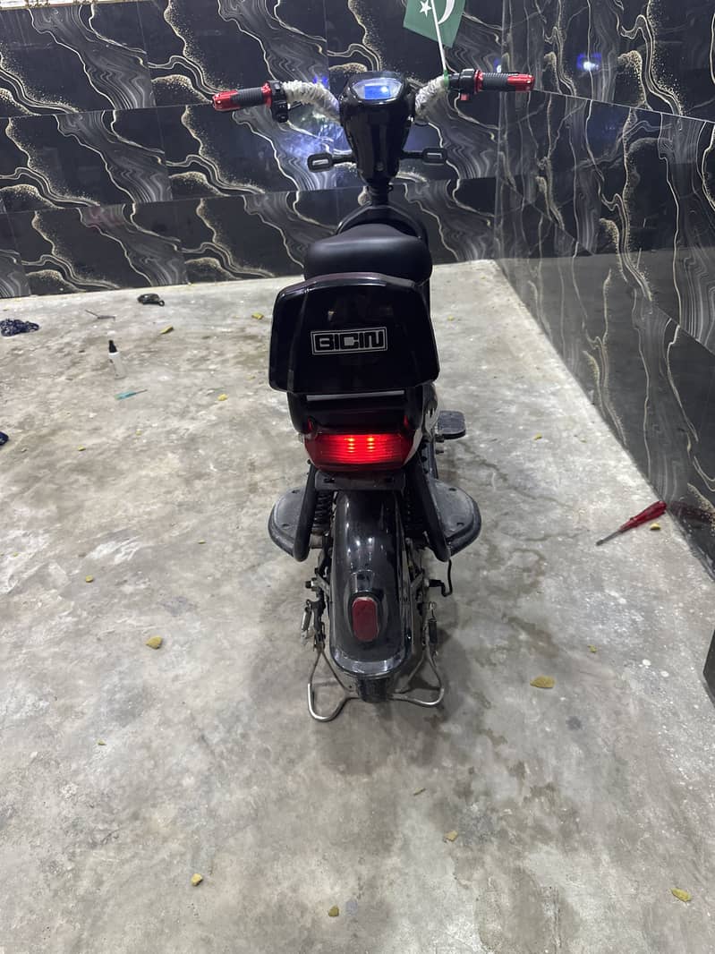 Yj future indus model 5
