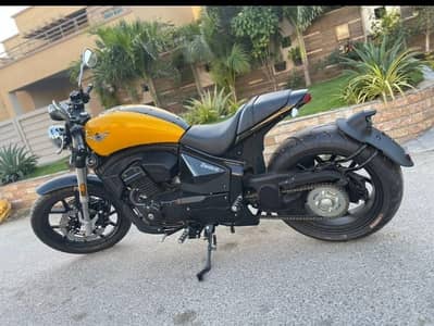 Viper 400 Overdrive 2022 Model | Premium Cruiser Bike