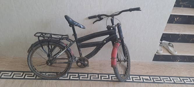 BICYCLES FOR SALE. ABHE IS KI RPRING KARWI HI