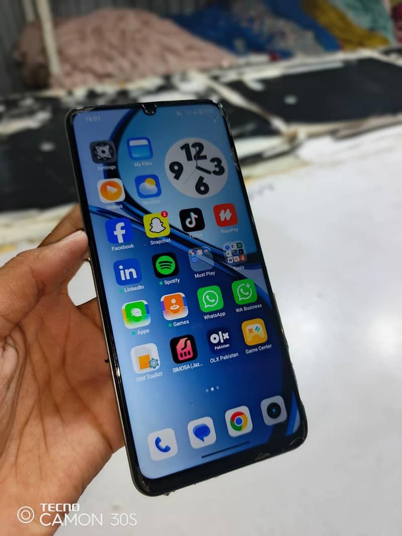 Realme Note 60x 1