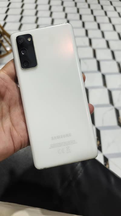 samsung s20fe