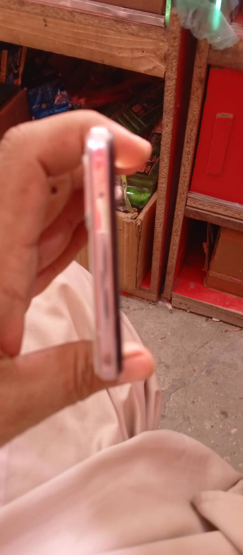 Vivo V21 4