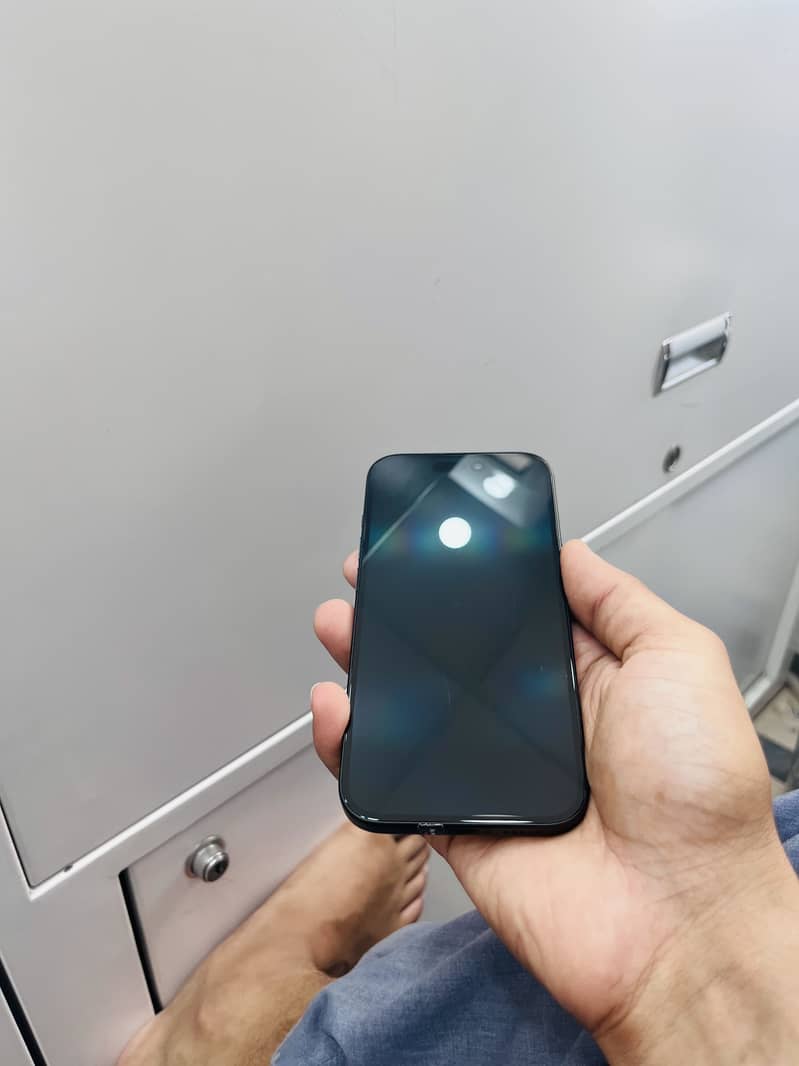 Apple iPhone 15 2