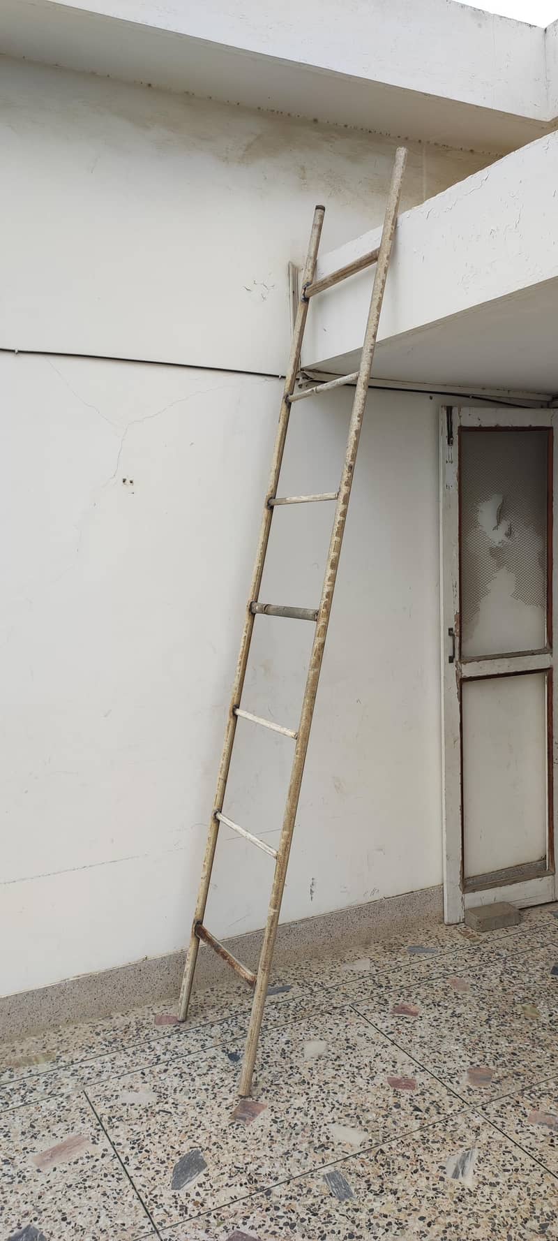 upper stairs Ms Pipe 0
