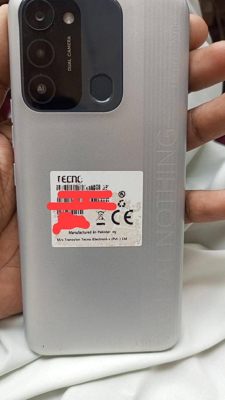 Techno spark 8c 0