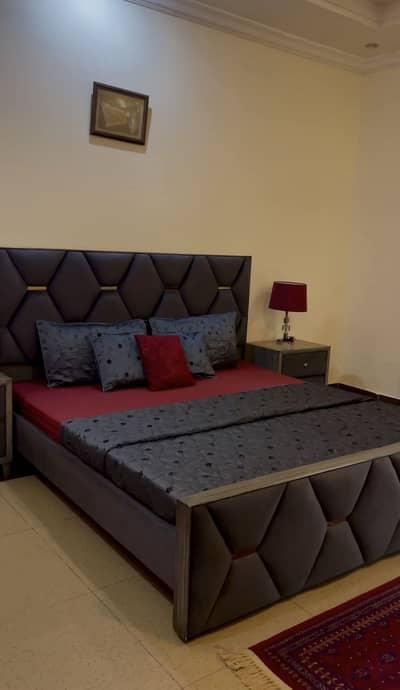Velvet Brass Queen Bed Set