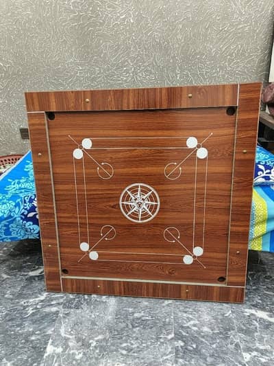 Carrom Board with Coins and Striker in Good Condition ZRK  wooden