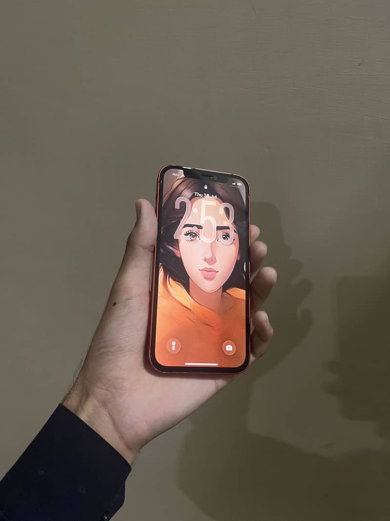 Apple iPhone 12 4