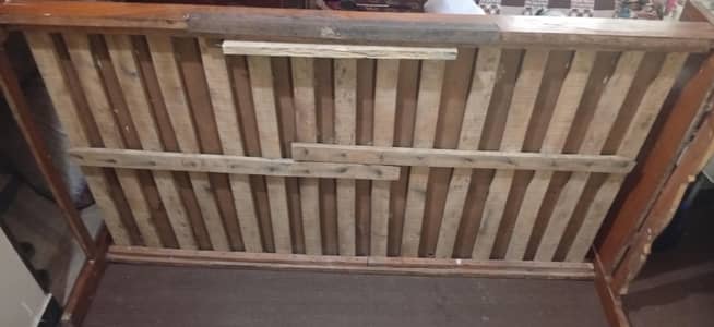 single bed set is for sale