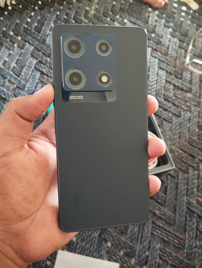 Infinix Note 30 Pro 1