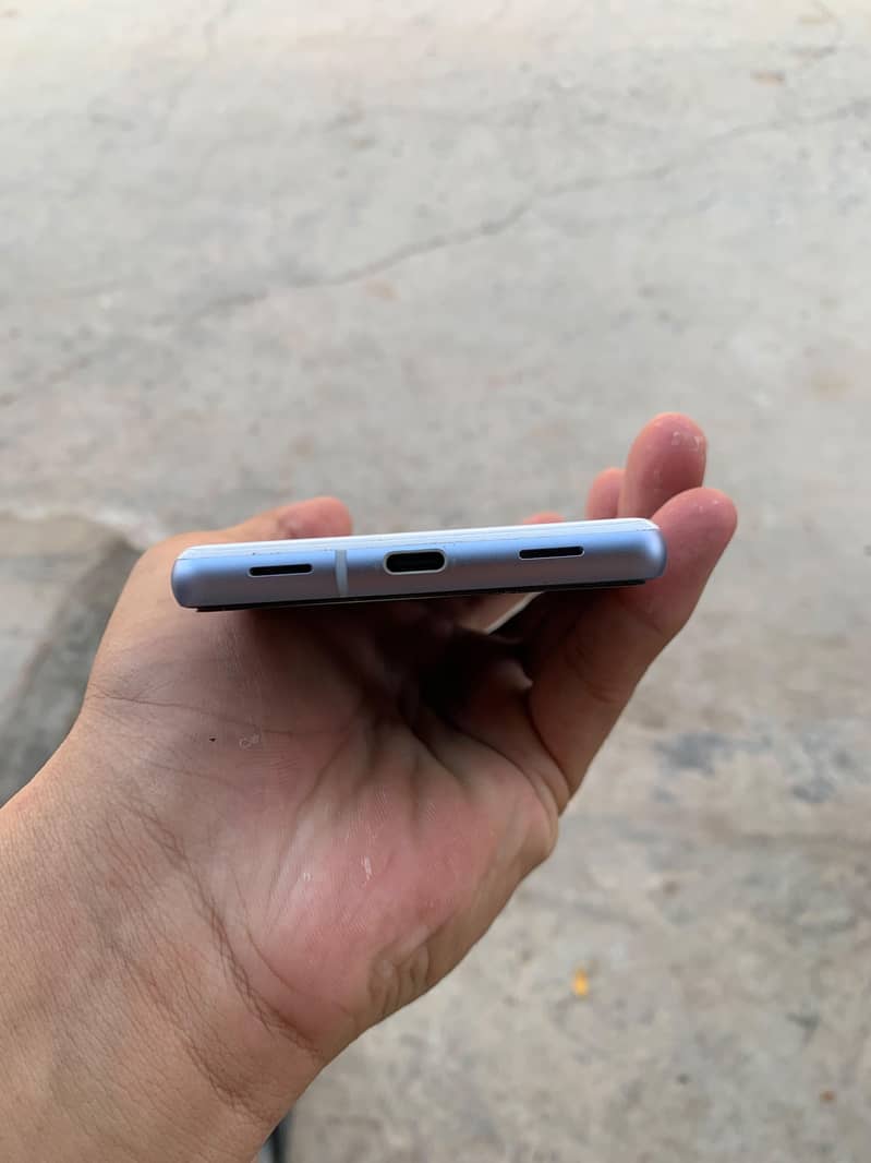 Google Pixel 7a 4