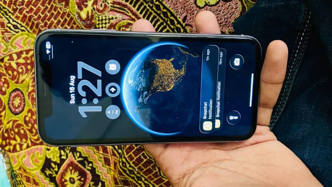 Apple iPhone 11 5