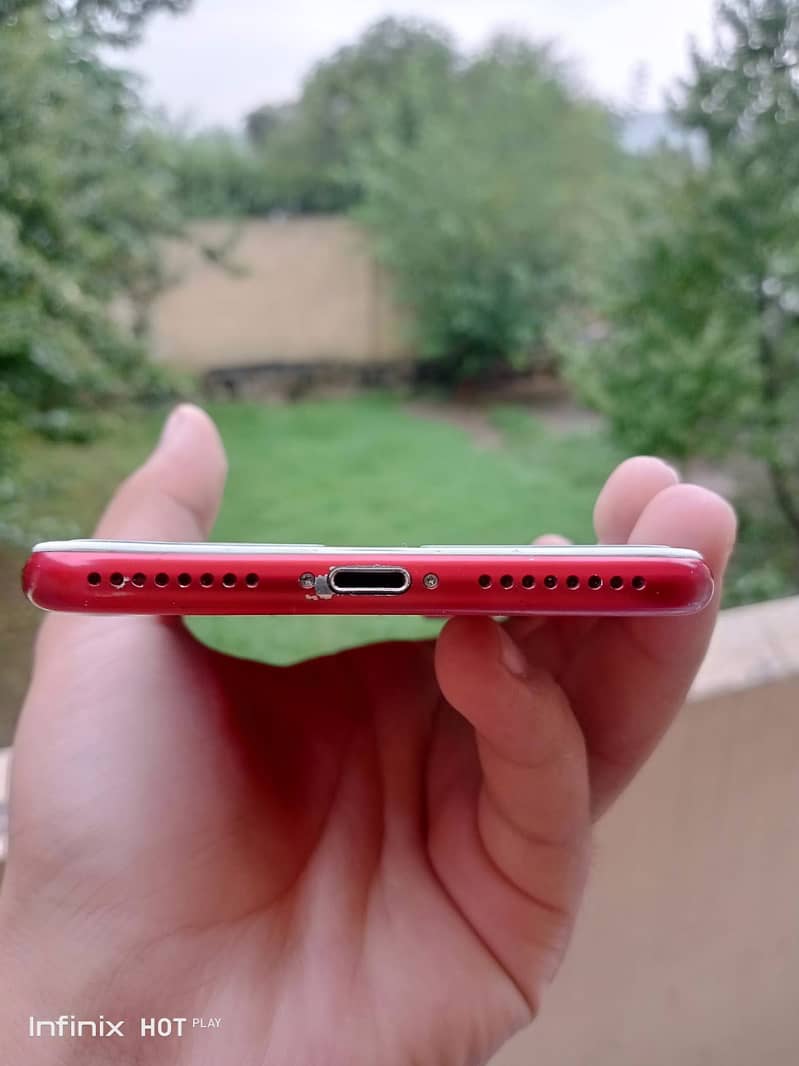 Apple iPhone 7 Plus 3
