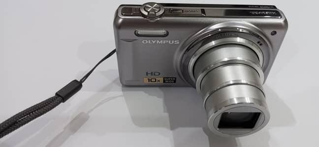 Olumpus VR-310 , 10xZoom, 14 MP Digital Video Camera. Price: 20000/-