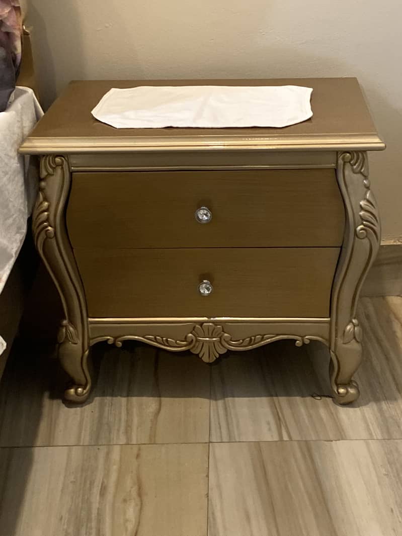Crown bed 3