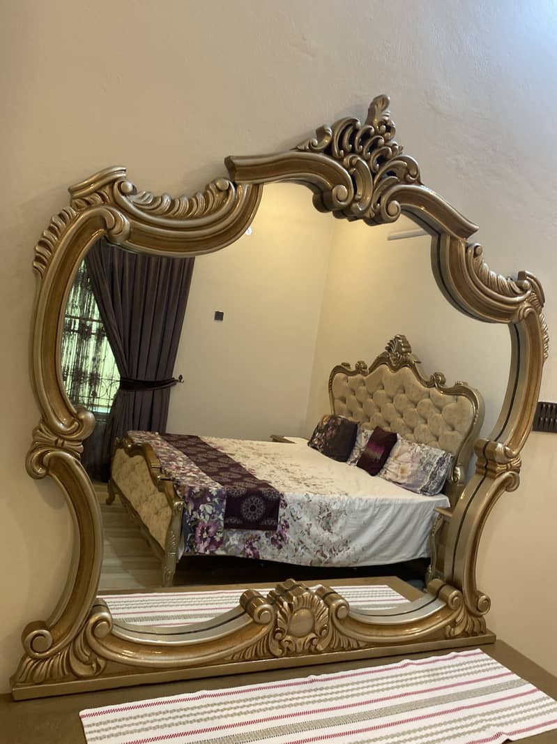 Crown bed 4