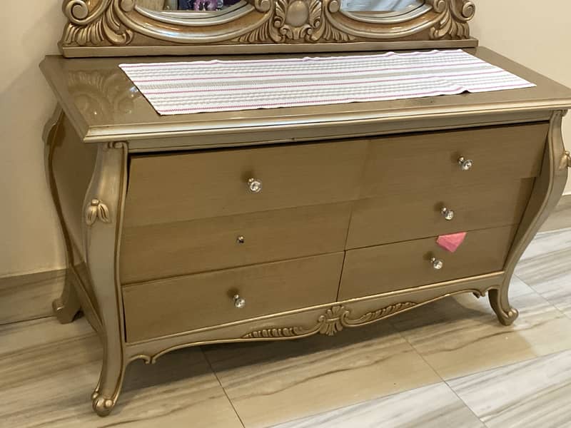Crown bed 5