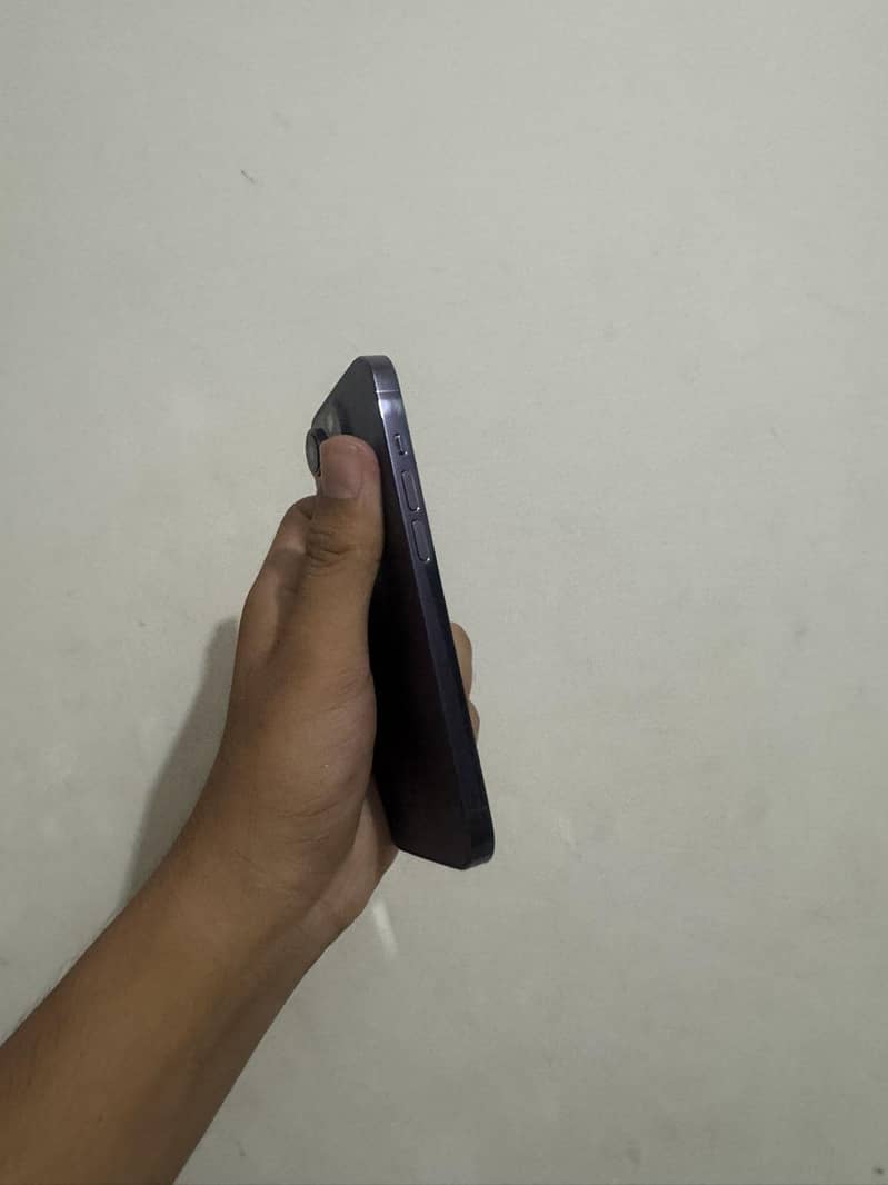 Apple iPhone 14 Pro 3