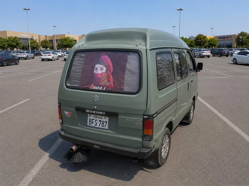 Suzuki Bolan 2000 2