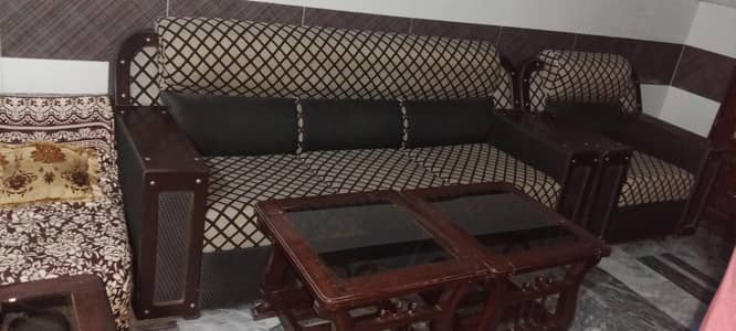 3+1 sheesham woodsofa set with 2 glass top center tables