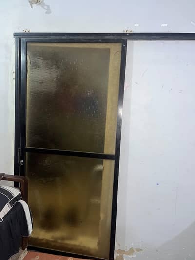 sliding door