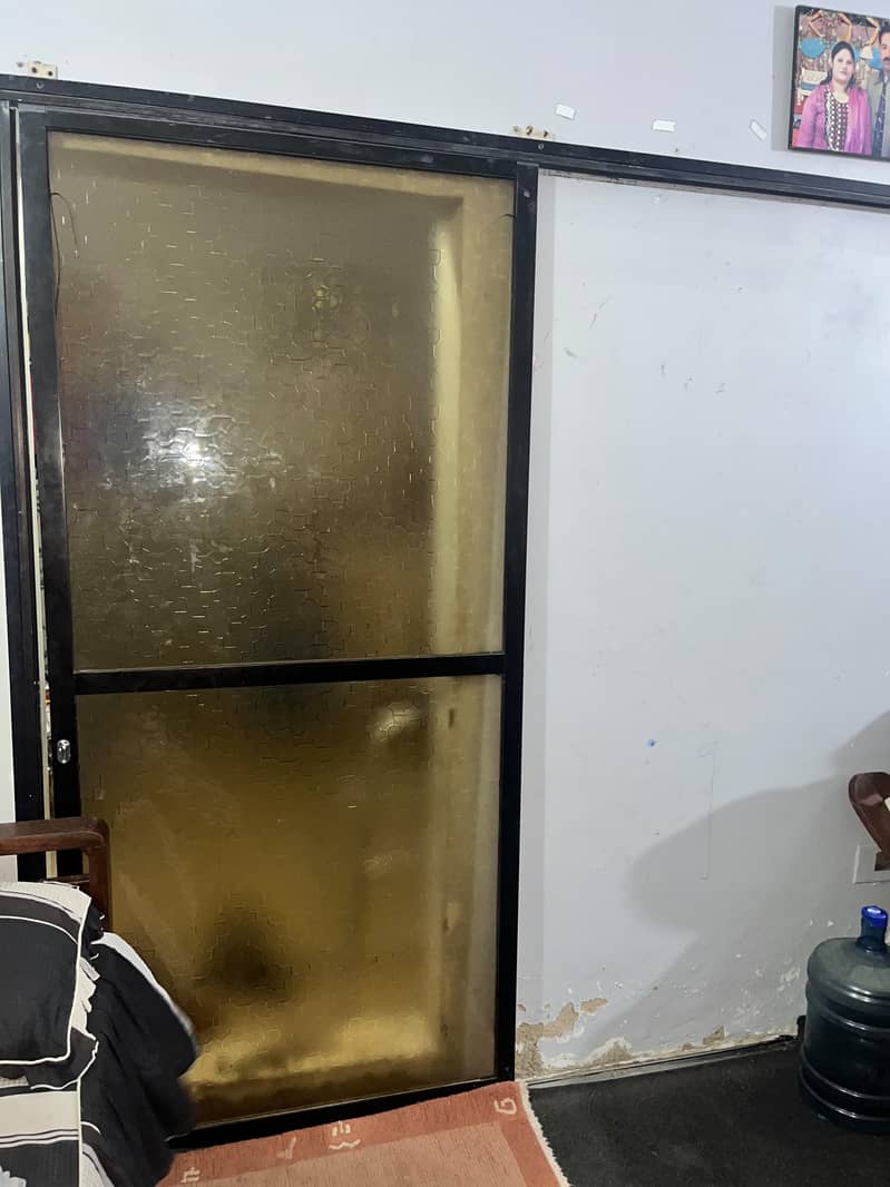 sliding door 1