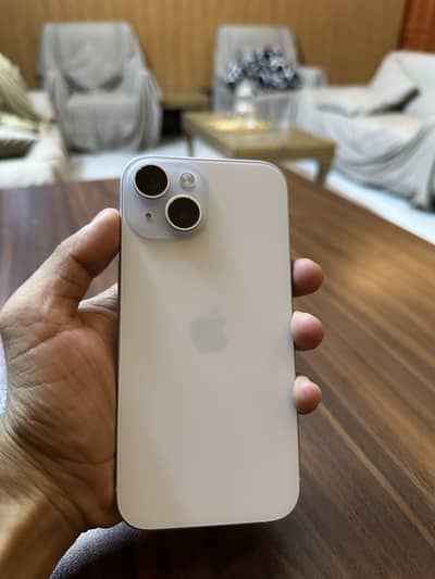 Apple iPhone 15