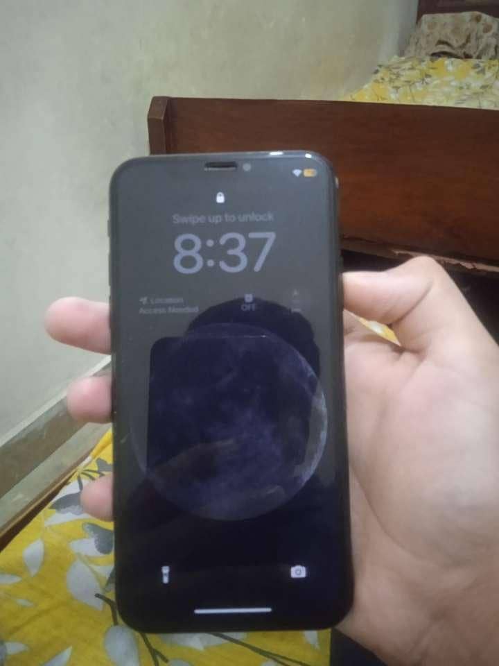 Apple iPhone XS 5