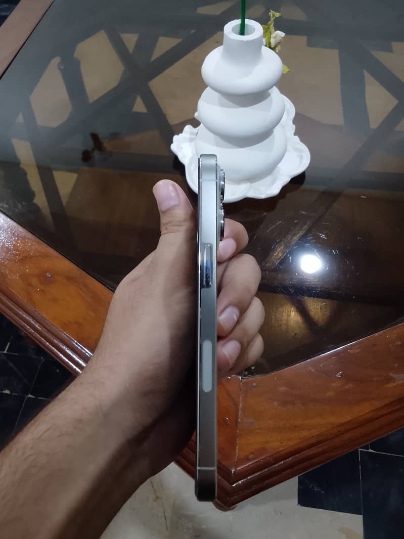 Apple iPhone 13 Pro 3