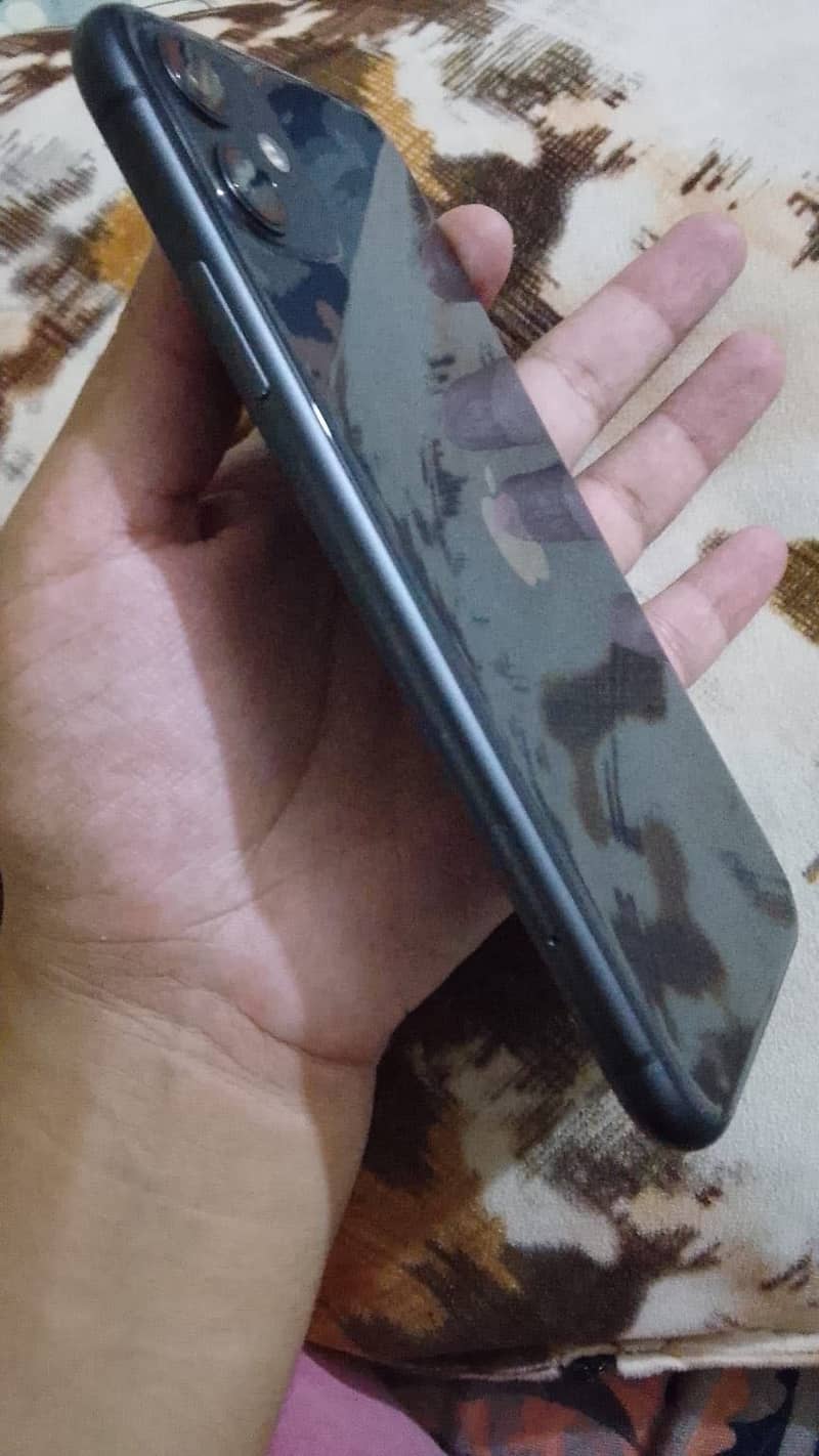 Apple iPhone 11 2