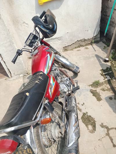 condition sai ha bilkul urgent sale 17 model ha WhatsApp n 03199794367