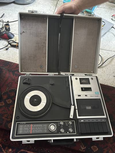 ANTIQUE  National Panasonic SG-155 Cassette, Radio and Phonogram