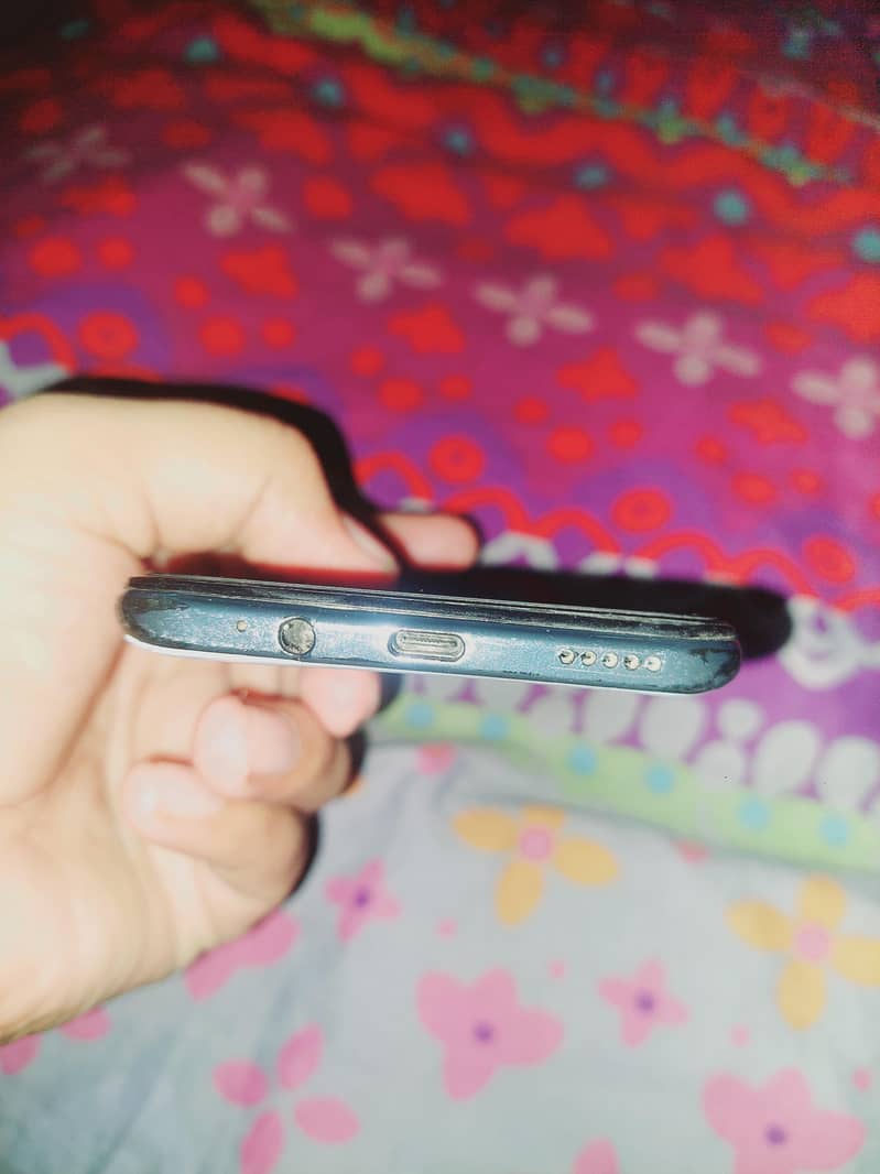 Infinix Note 8 5