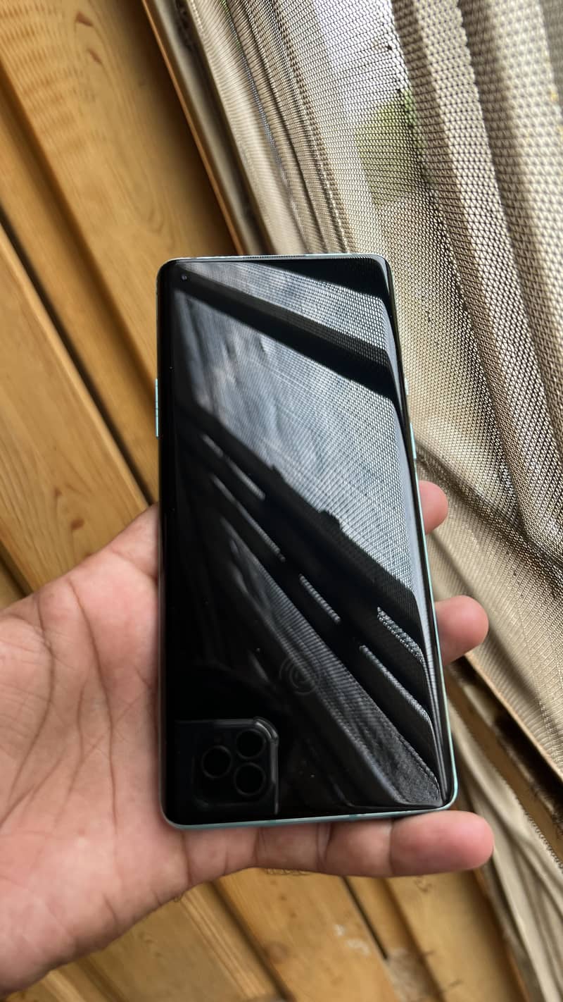 One Plus 8 Pro 6