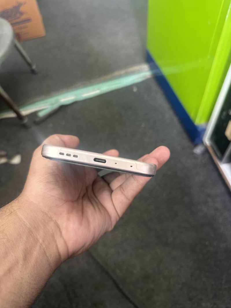 OPPO A6 5