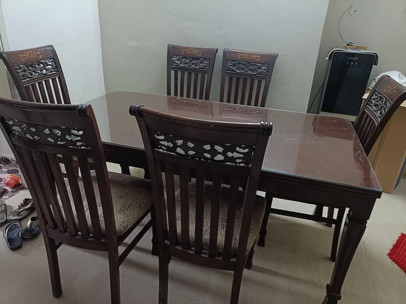 wooden dining table 0