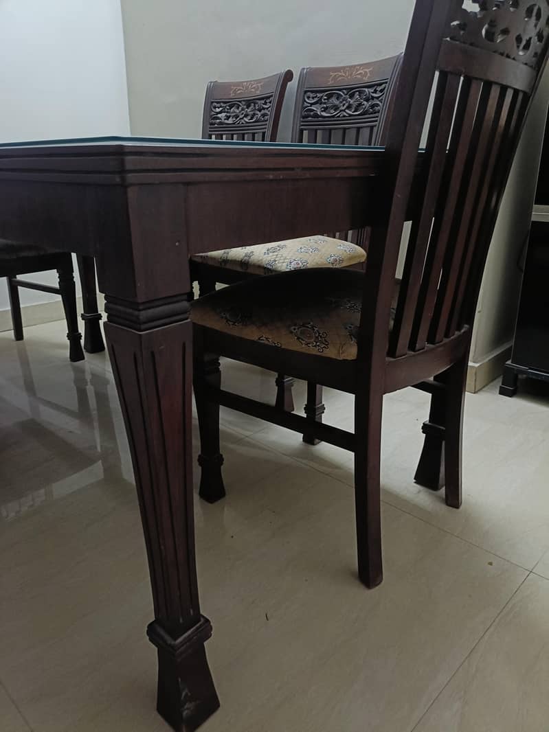 wooden dining table 1
