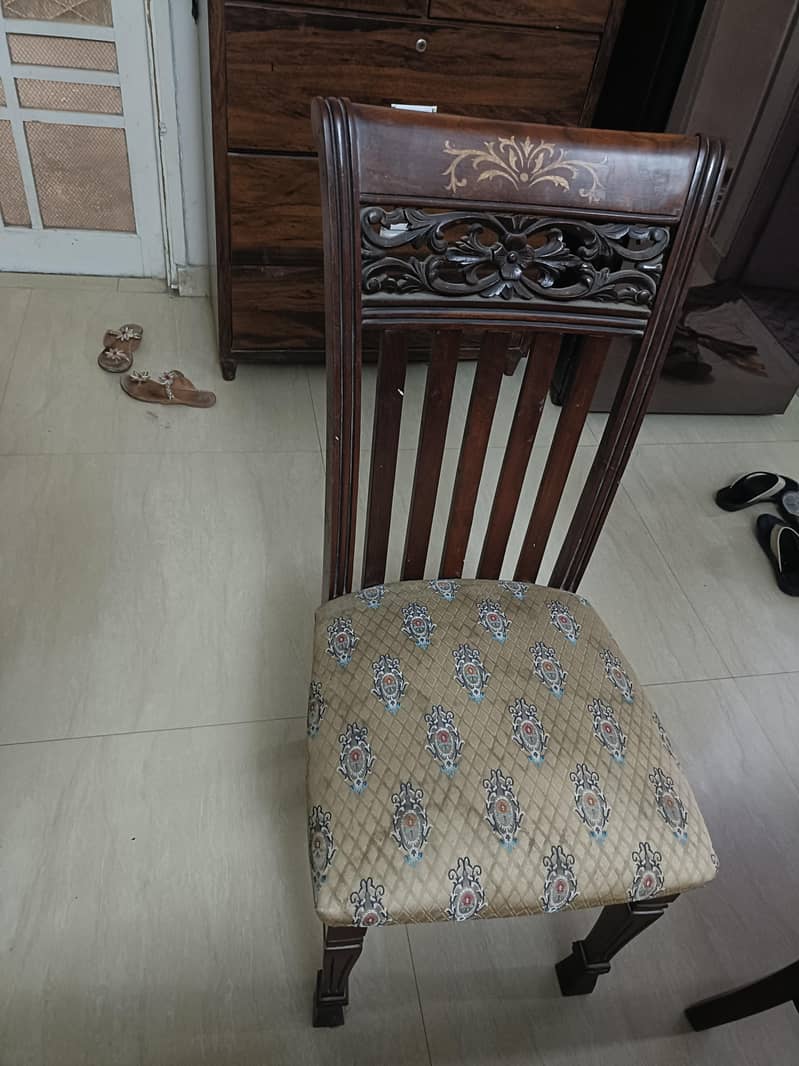 wooden dining table 5