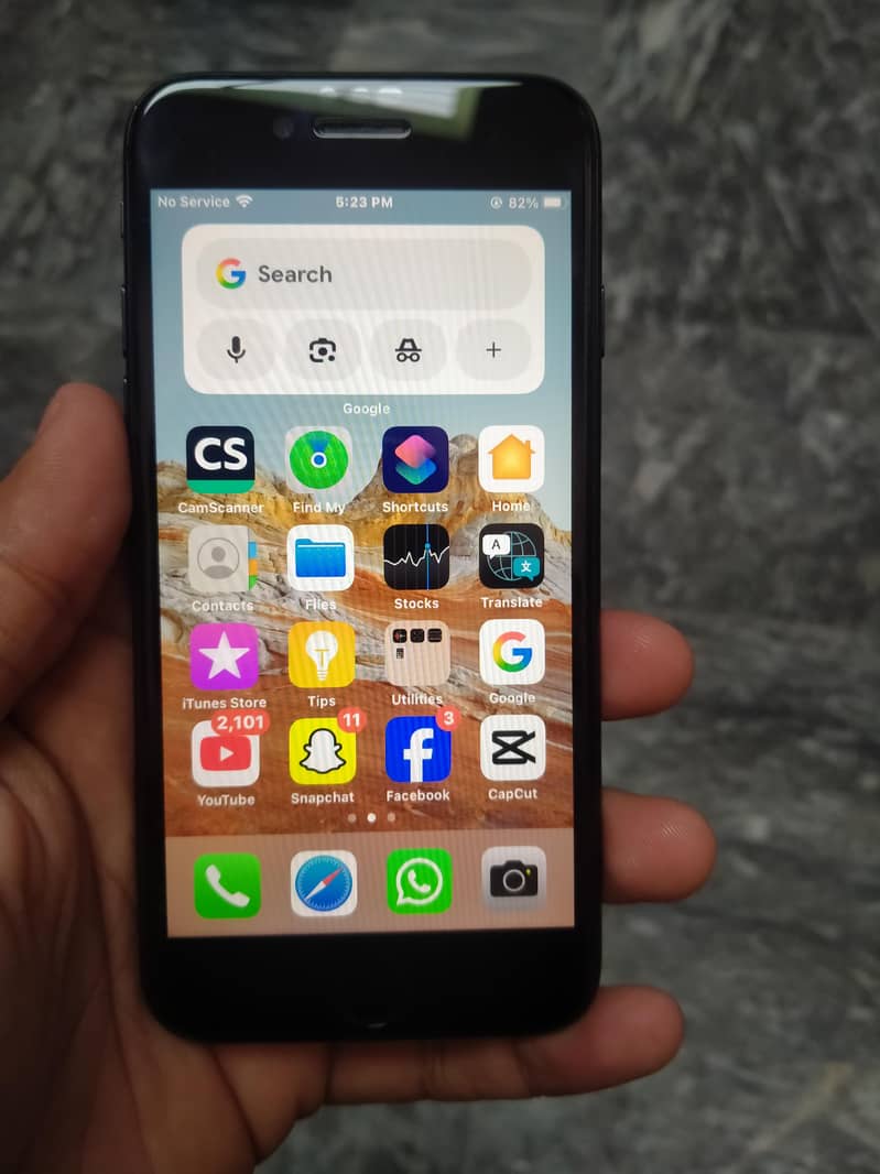 Apple iPhone 7 5