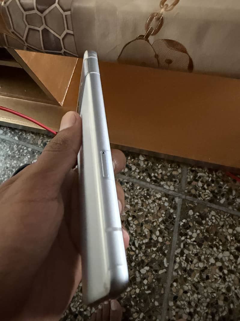 Google Pixel 7a 1