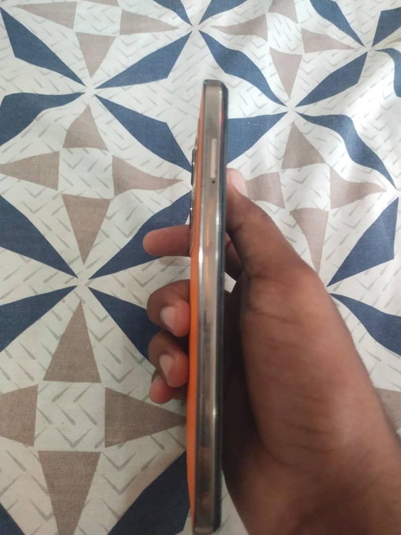 Infinix Note 30 1