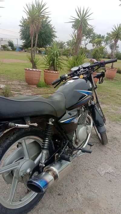Suzuki 150GS ingan orgnal All baike orgnal chalny ma both acha hai