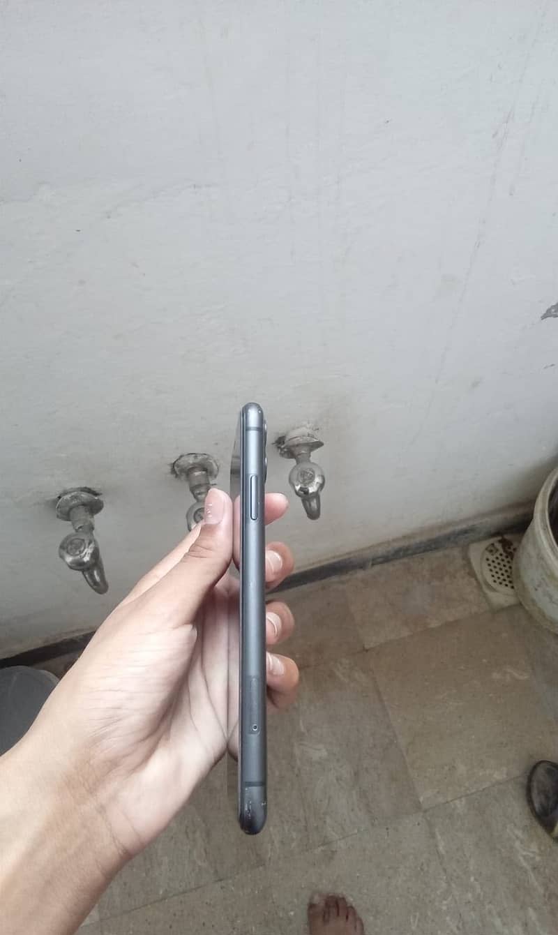 Apple iPhone 11 2