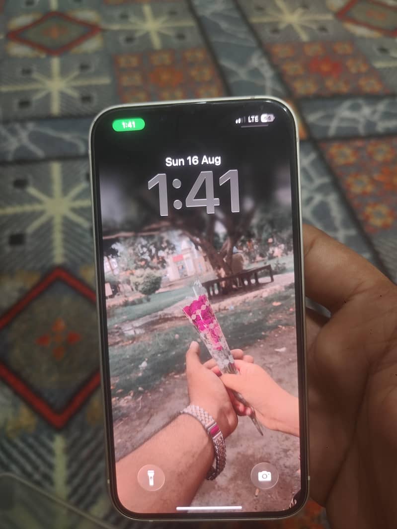 Apple iPhone 14 1
