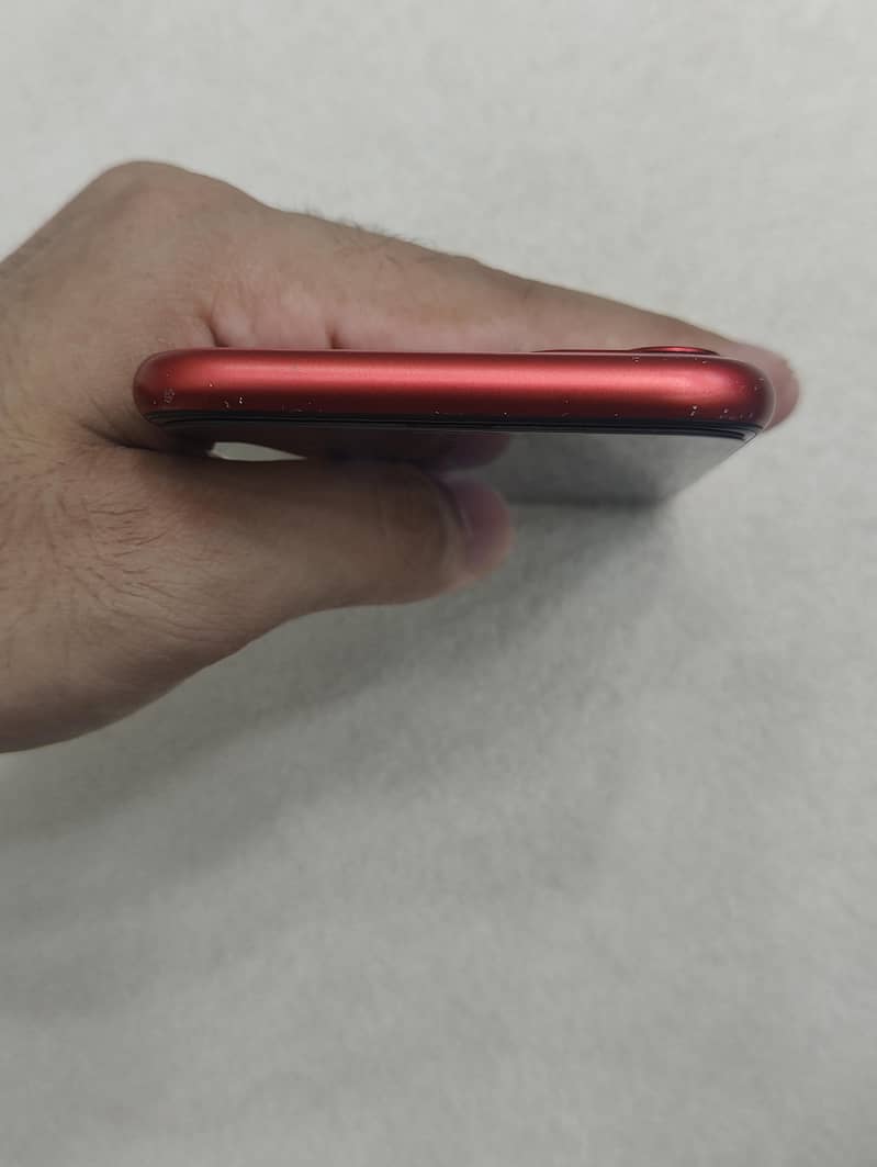 Apple iPhone 11 3