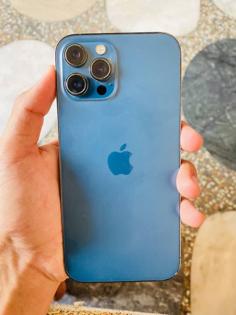 Apple iPhone 12 Pro Max 2