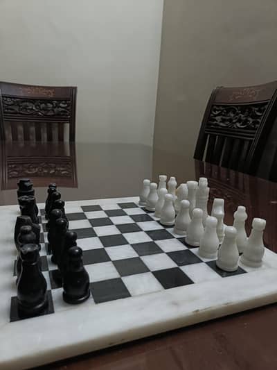 chess marble showpiece