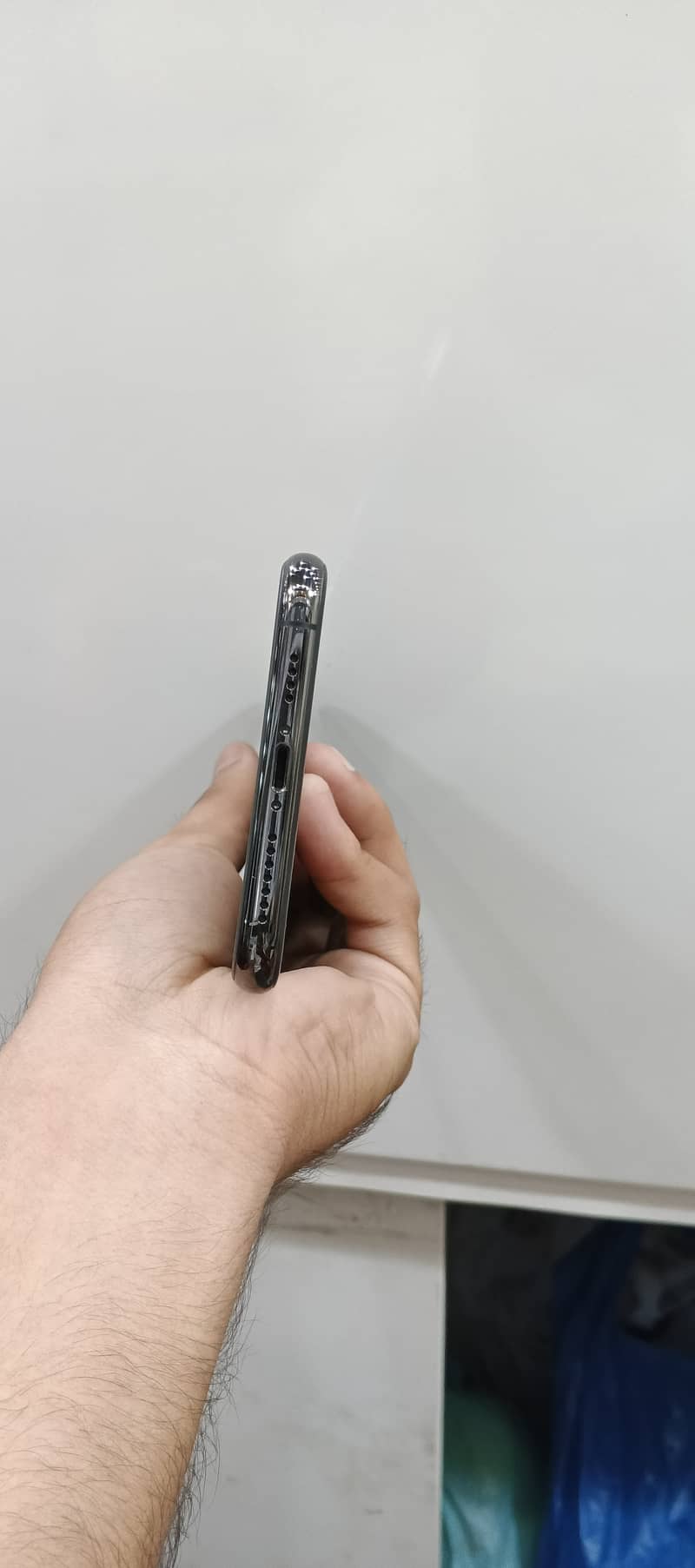 Apple iPhone 11 Pro Max 2