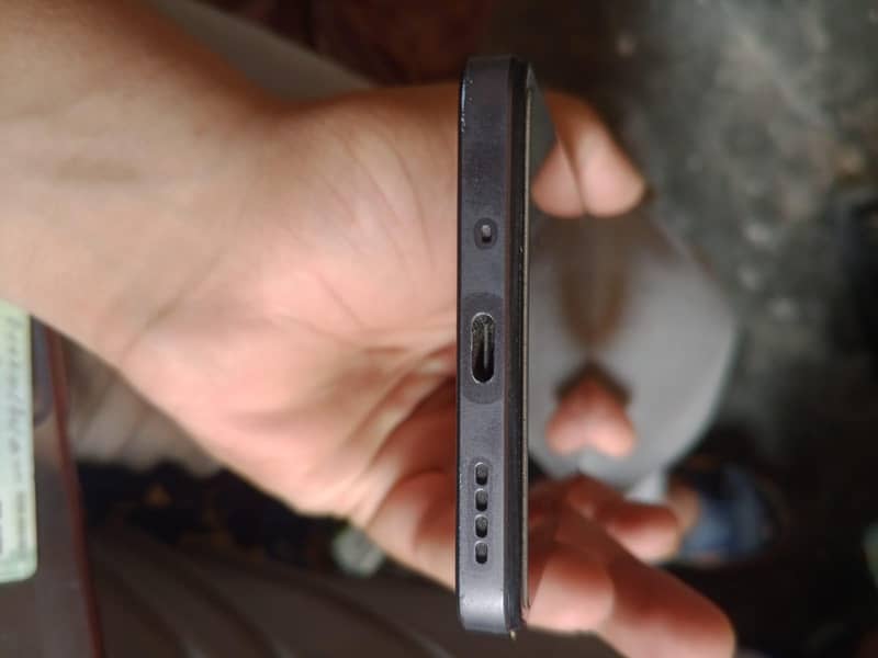 Realme C75 1