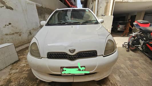 Toyota Vitz 2001